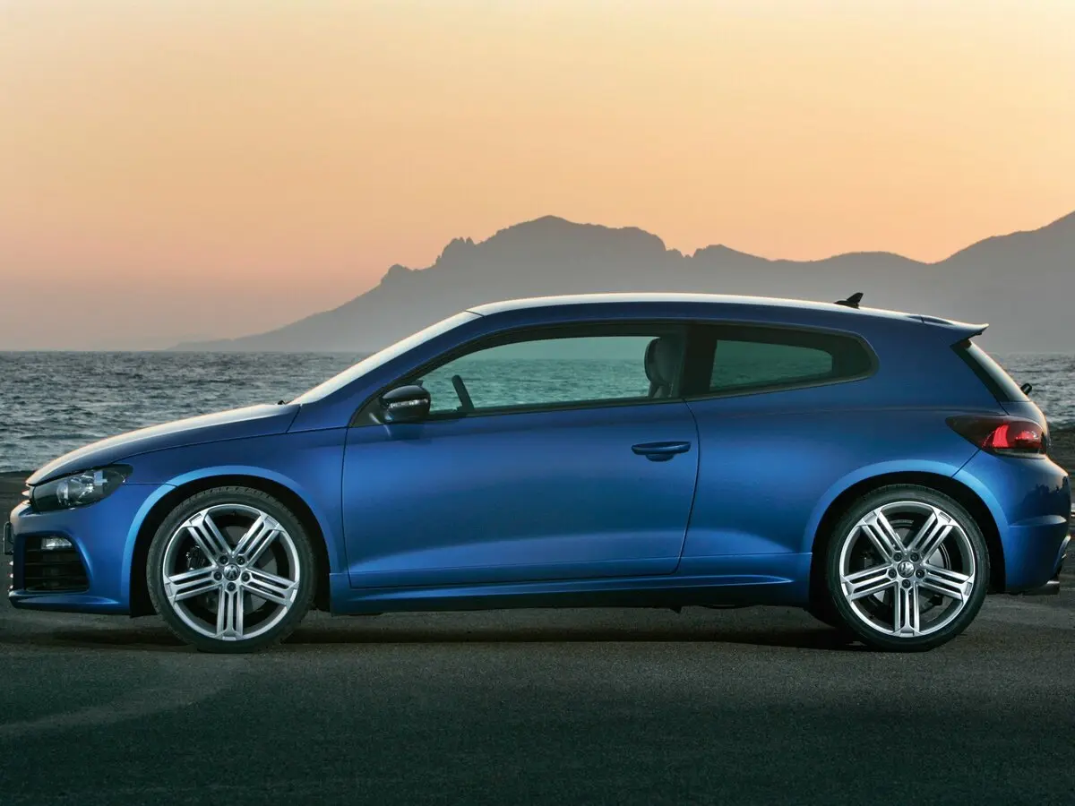 Volkswagen Scirocco R I Хэтчбек 3 дв. — сүрөт 2
