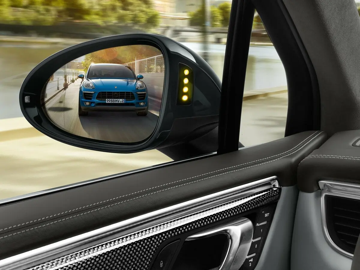 Porsche Macan I Внедорожник 5 дв. — фото 12