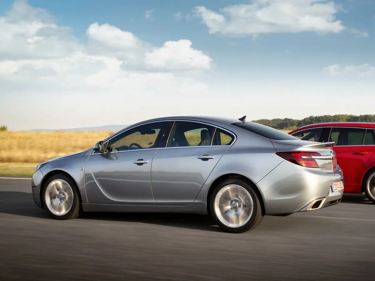Opel Insignia OPC I Рестайлинг Седан — сүрөт 2