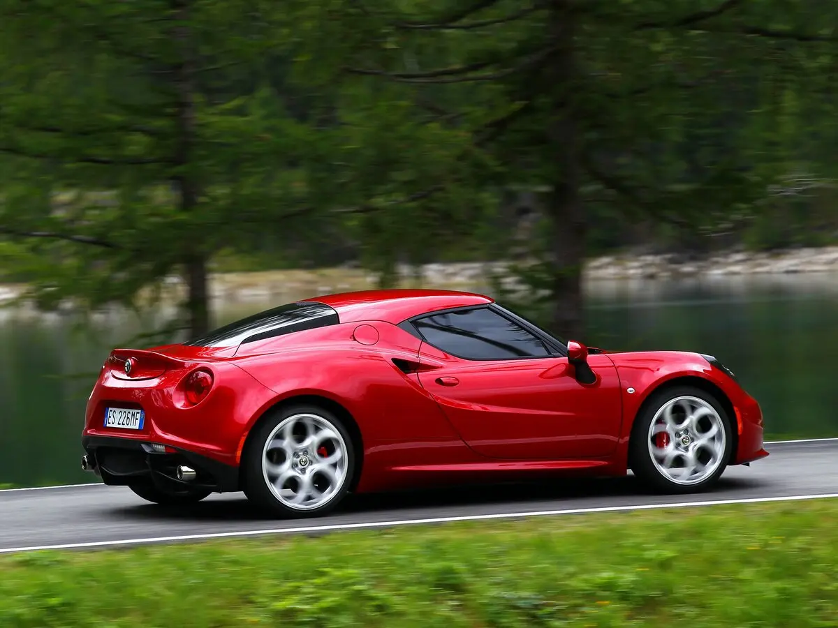Alfa Romeo 4C 2013 – 2020 Купе — сүрөт 2