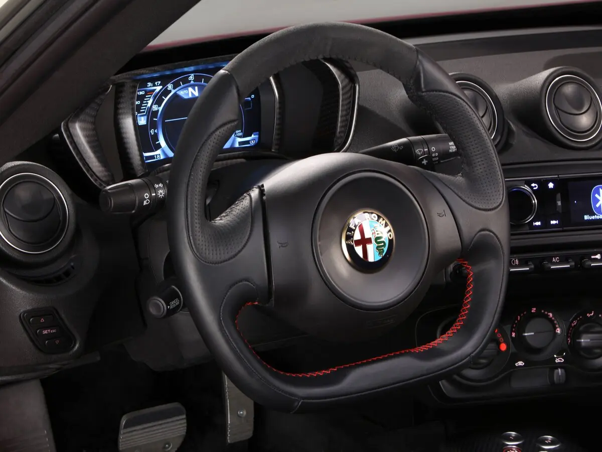 Alfa Romeo 4C 2013 – 2020 Купе — сүрөт 9