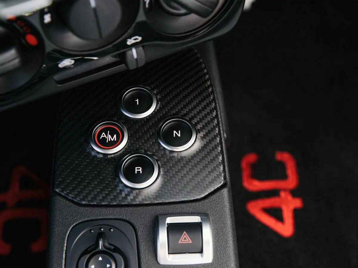 Alfa Romeo 4C 2013 – 2020 Купе — сүрөт 11