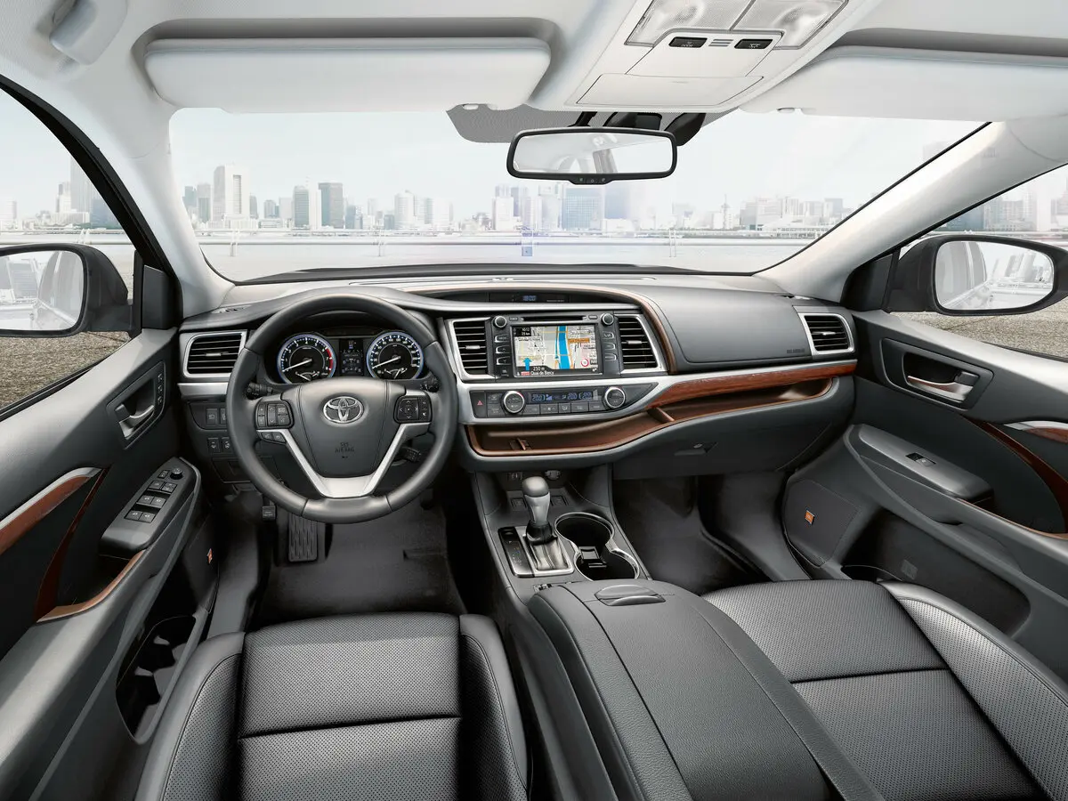 Toyota Highlander III (XU50) Внедорожник 5 дв. — фото 6
