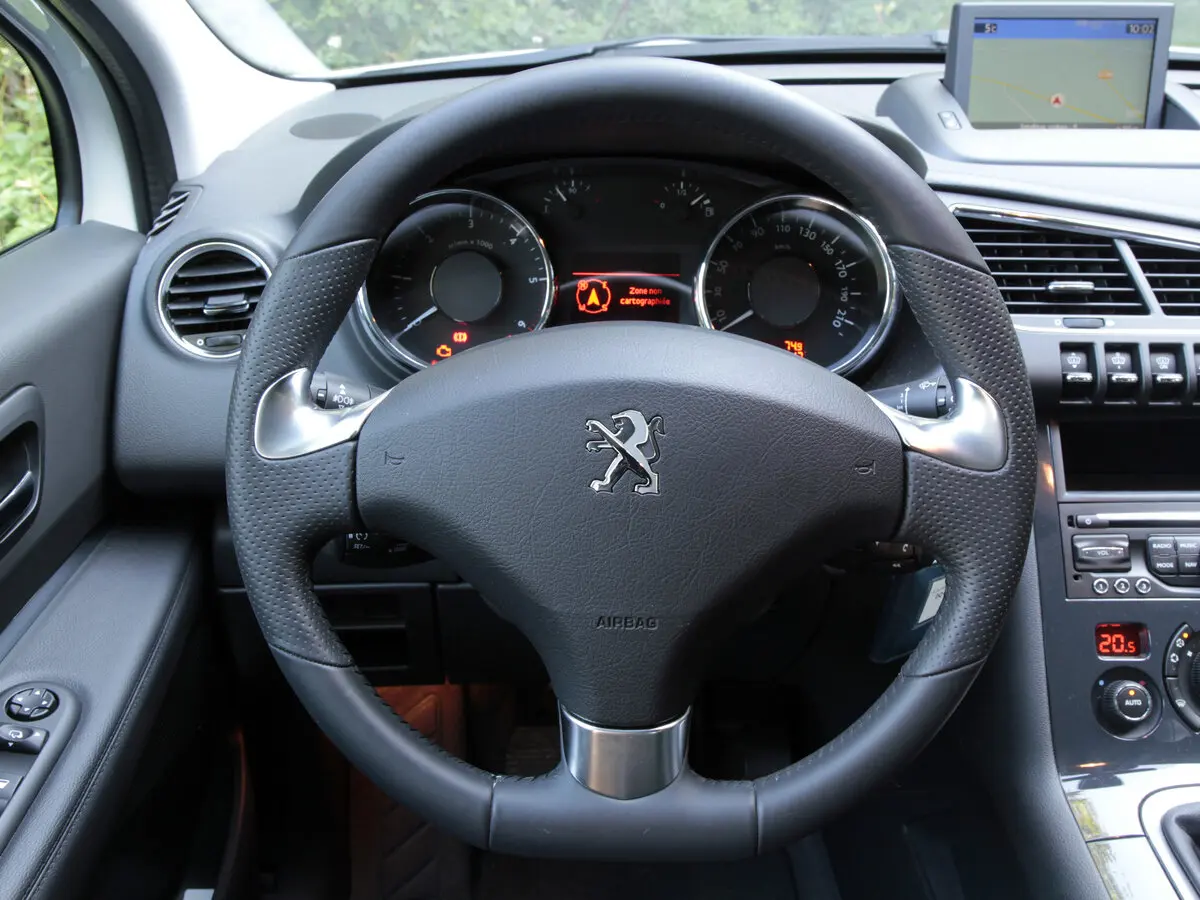 Peugeot 3008 I Рестайлинг Внедорожник 5 дв. — сүрөт 9