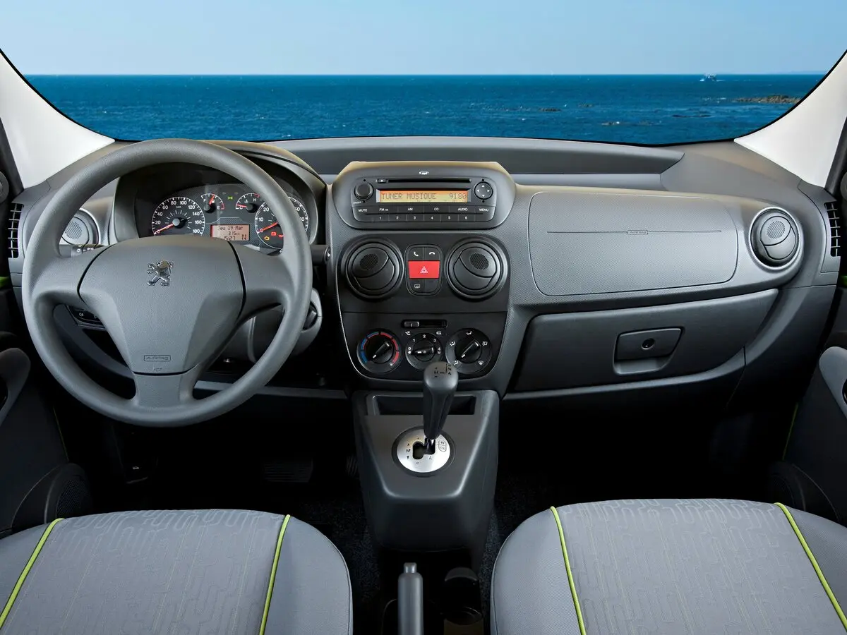 Peugeot Bipper 2008 – 2018 Компактвэн — сүрөт 6