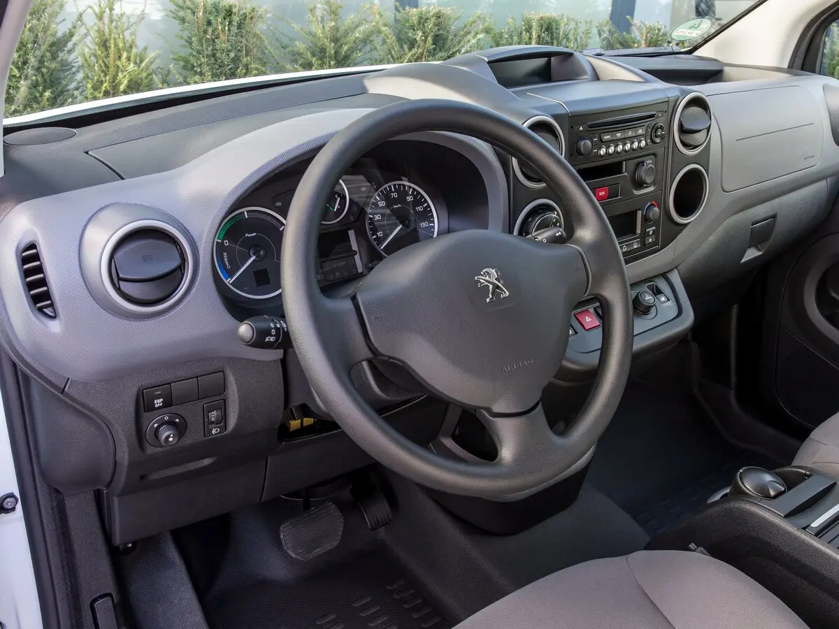 Peugeot Partner II Рестайлинг Фургон — сүрөт 7