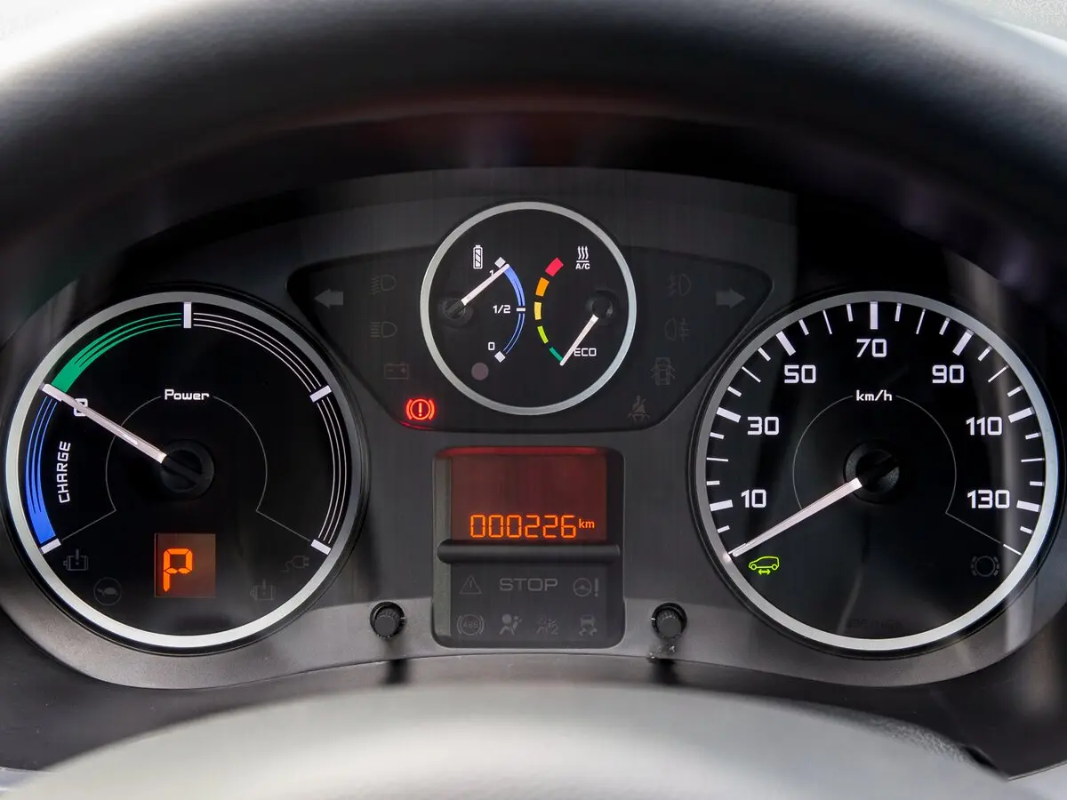 Peugeot Partner II Рестайлинг Фургон — сүрөт 8