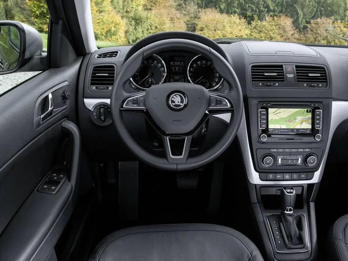 Skoda Yeti I Рестайлинг Внедорожник 5 дв. — photo 6