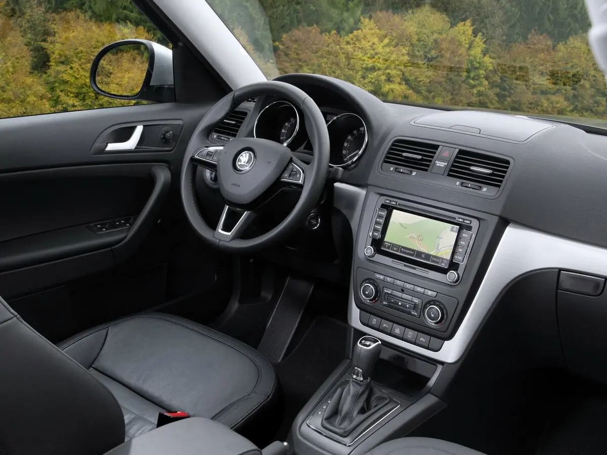 Skoda Yeti I Рестайлинг Внедорожник 5 дв. — photo 7