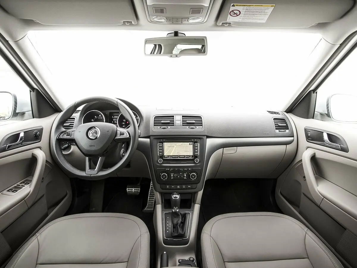 Skoda Yeti I Рестайлинг Внедорожник 5 дв. — photo 23