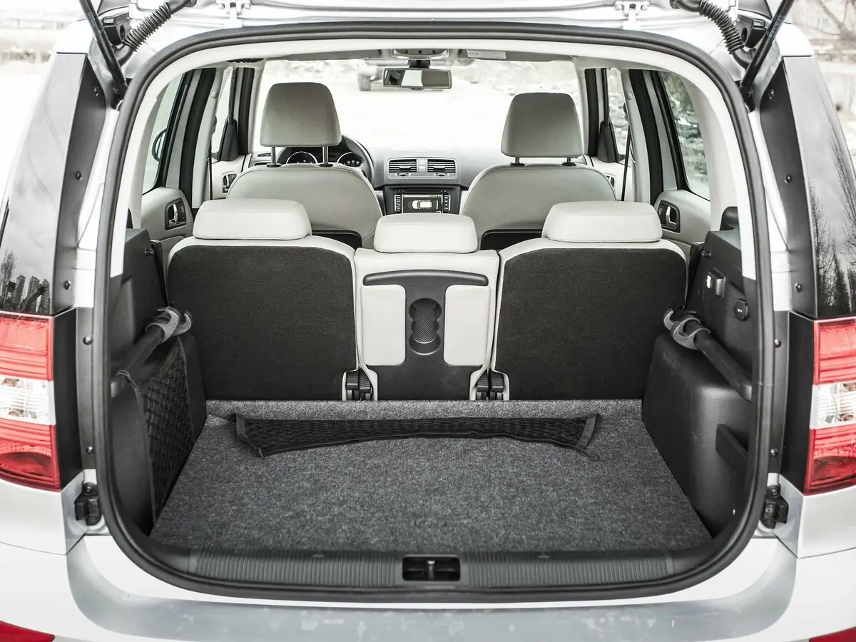 Skoda Yeti I Рестайлинг Внедорожник 5 дв. — photo 30