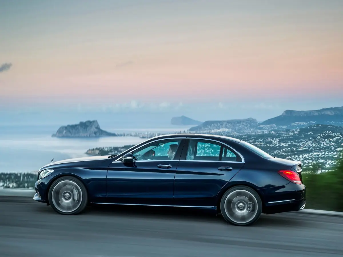 Mercedes-Benz C-Класс IV (W205) Седан — сүрөт 2
