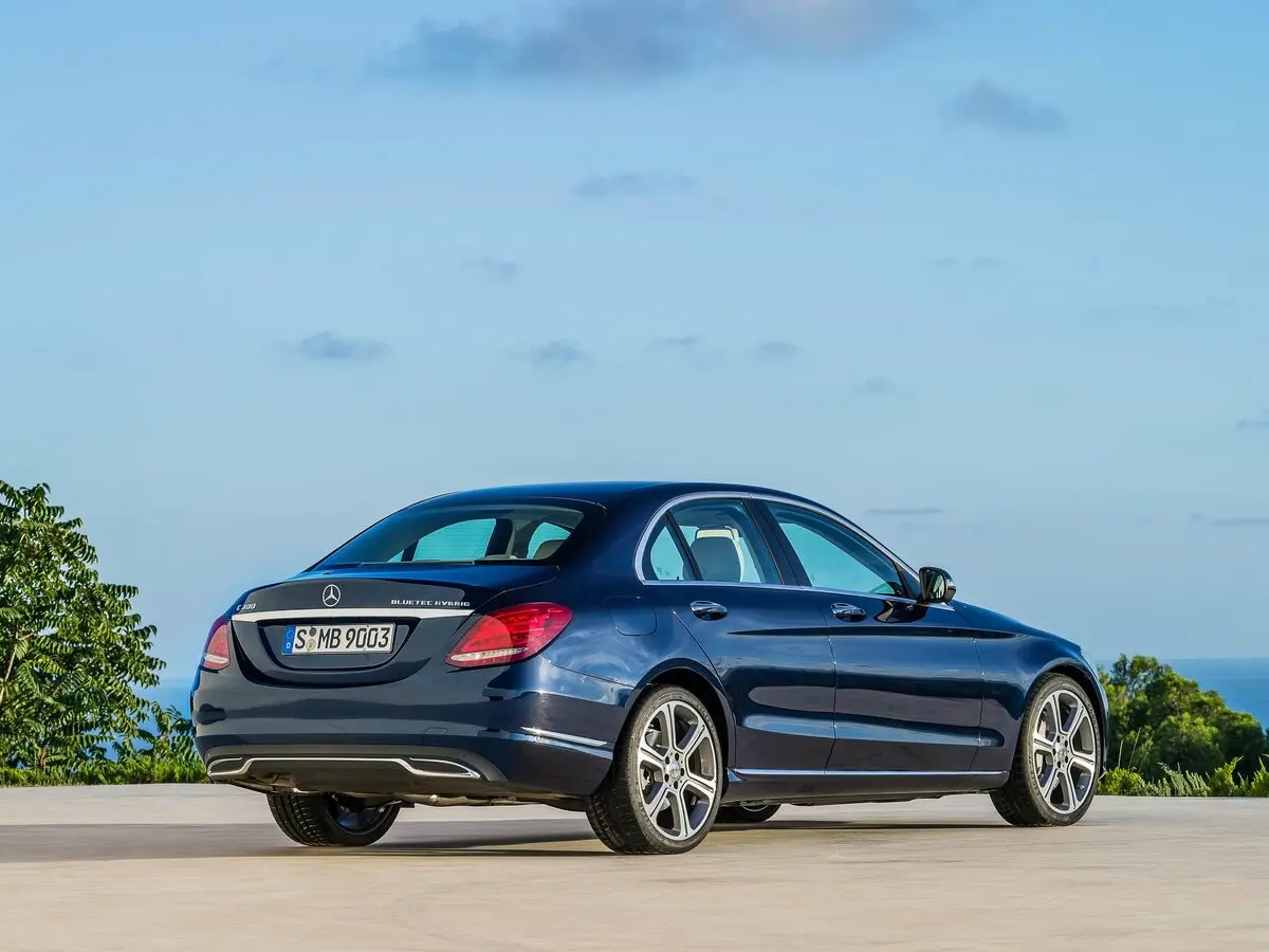 Mercedes-Benz C-Класс IV (W205) Седан — сүрөт 5
