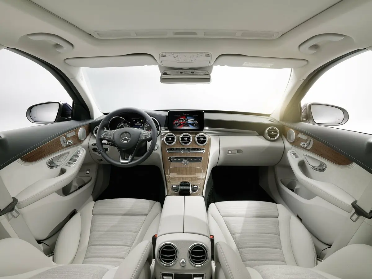 Mercedes-Benz C-Класс IV (W205) Седан — сүрөт 6