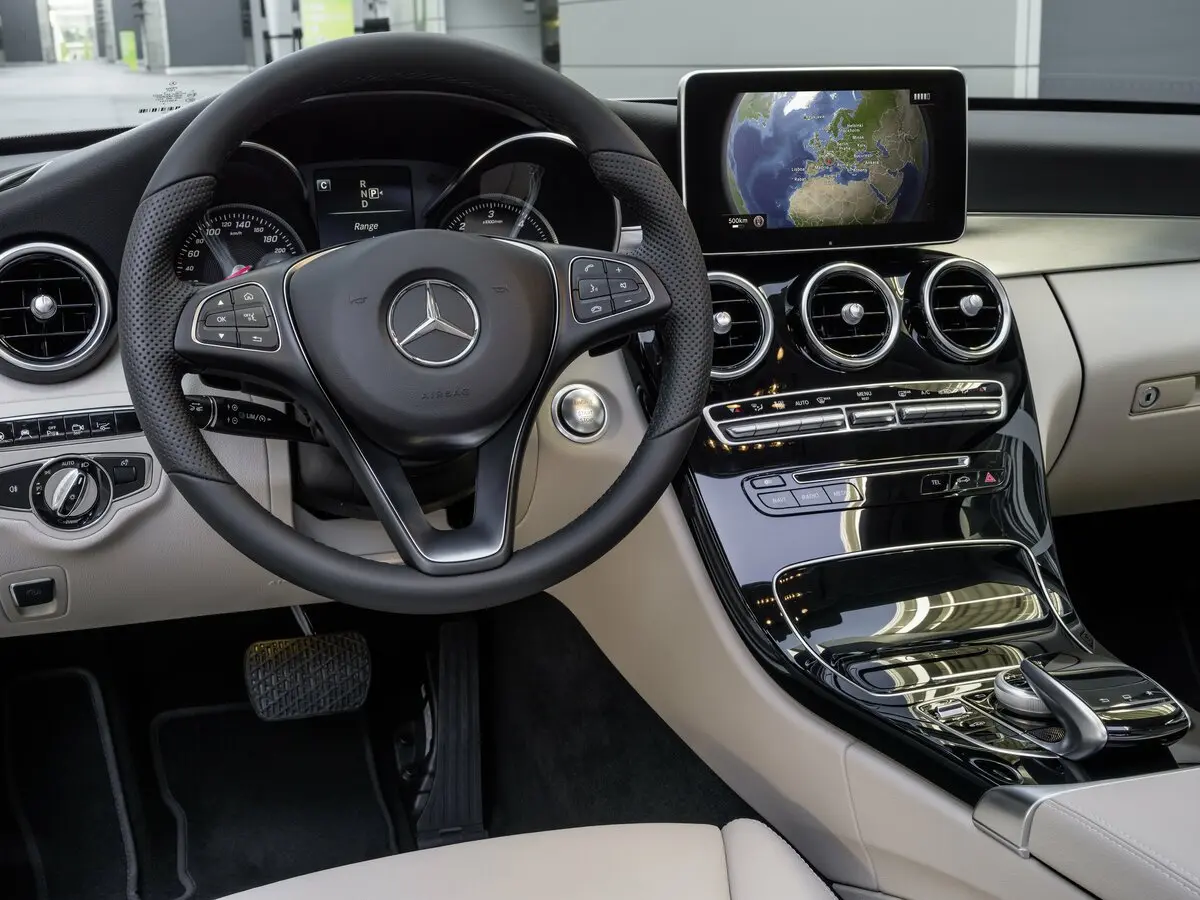 Mercedes-Benz C-Класс IV (W205) Седан — сүрөт 8