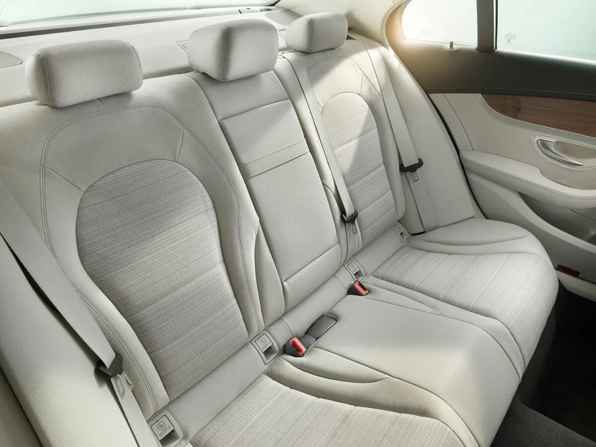 Mercedes-Benz C-Класс IV (W205) Седан — сүрөт 10