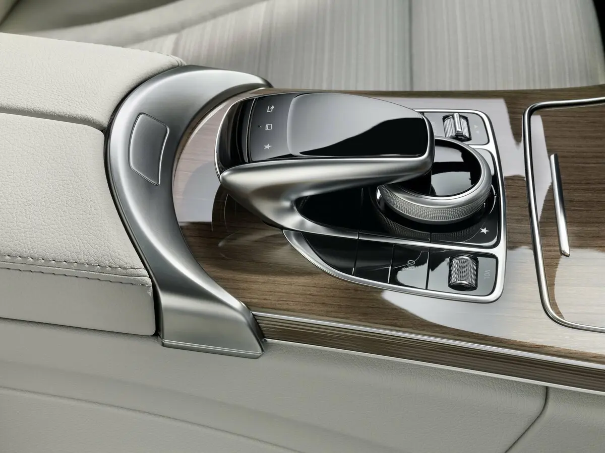 Mercedes-Benz C-Класс IV (W205) Седан — сүрөт 15