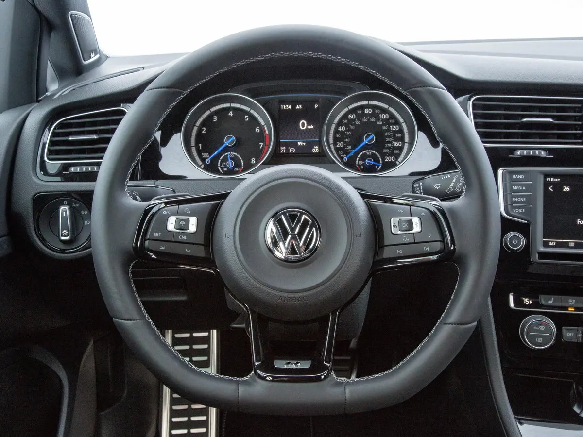 Volkswagen Golf R VII Хэтчбек 5 дв. — сүрөт 9