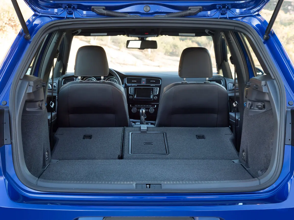 Volkswagen Golf R VII Хэтчбек 5 дв. — сүрөт 11