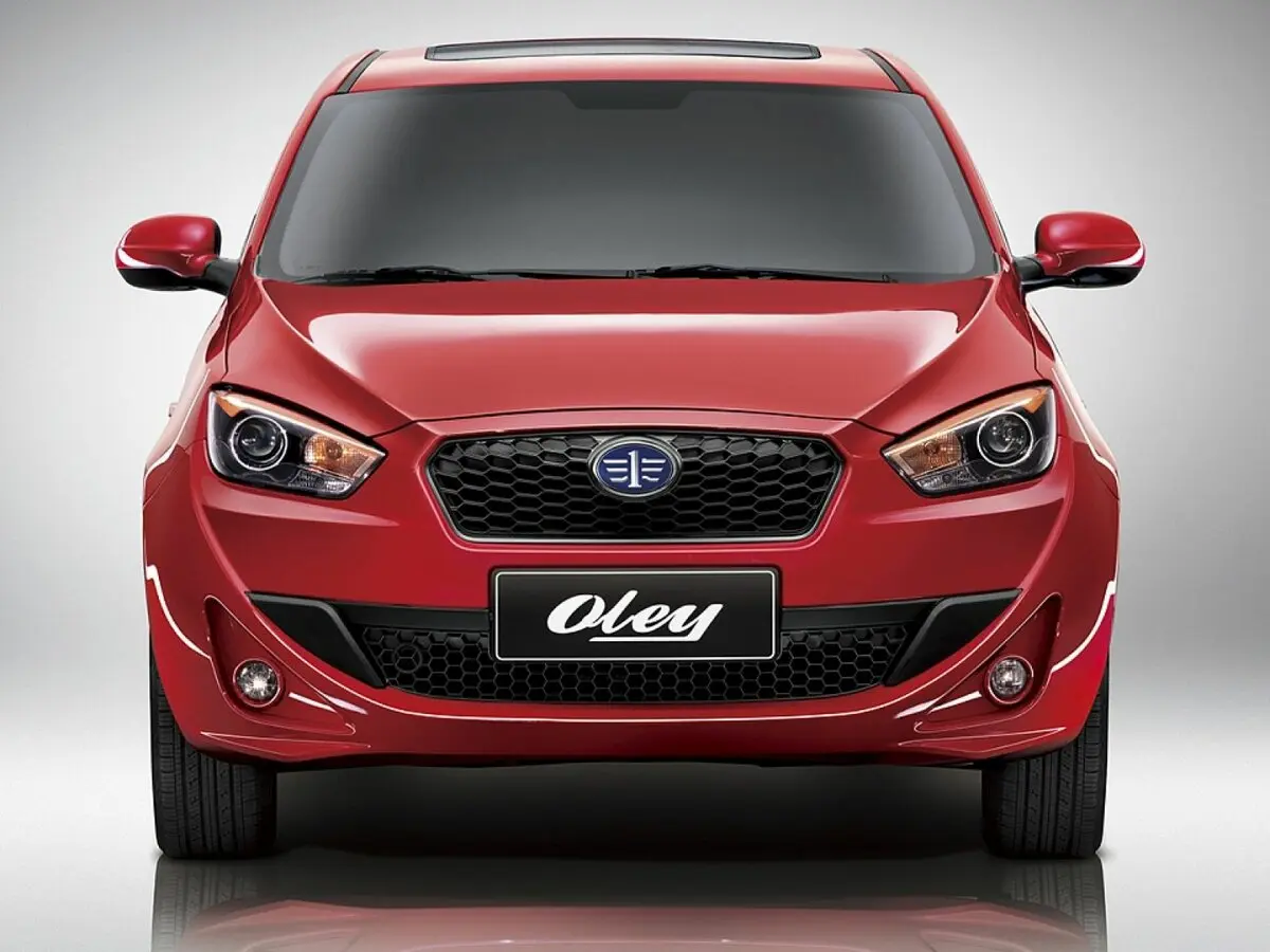 FAW Oley 2012 – 2015 Седан — сүрөт 2