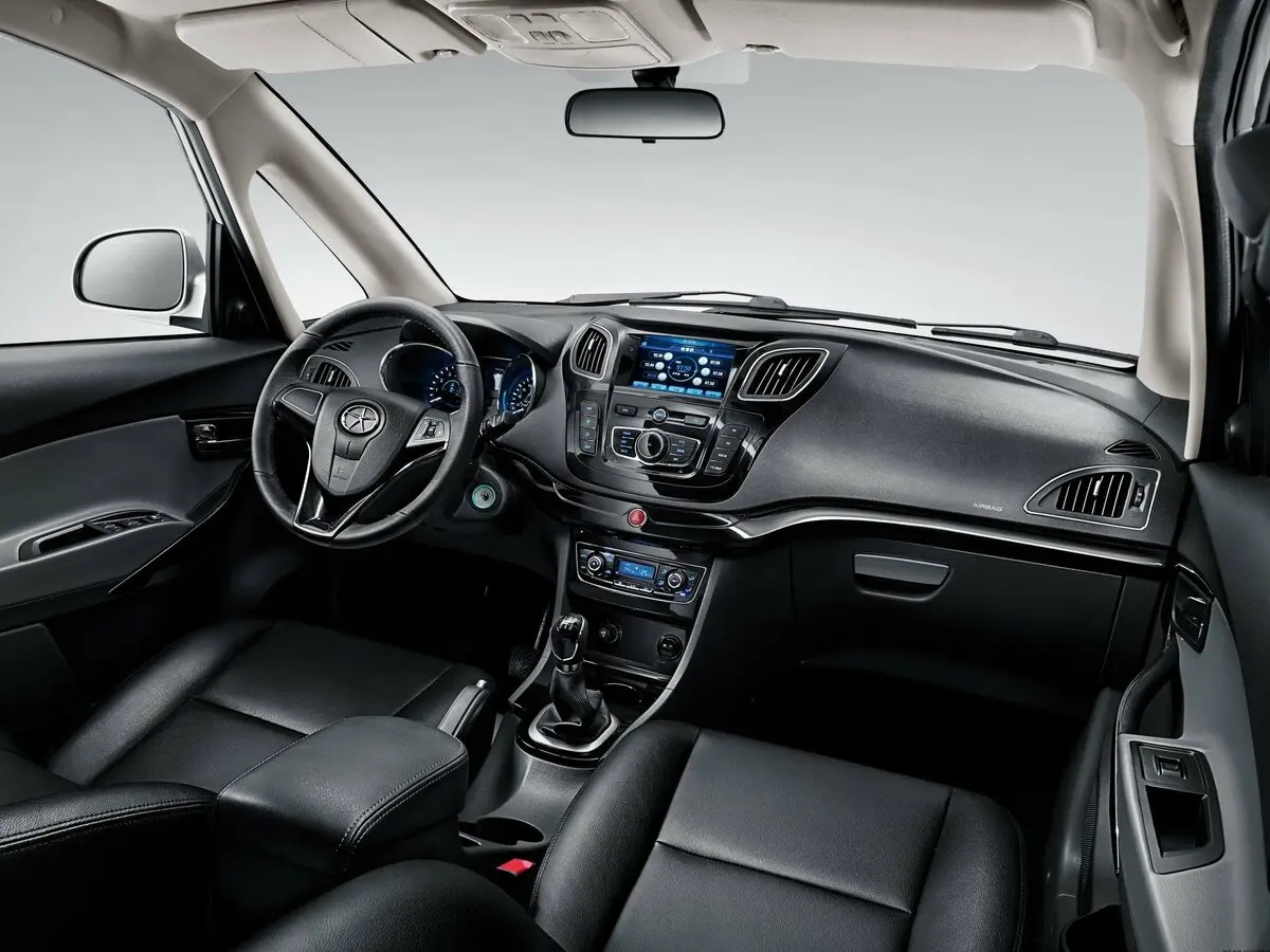 JAC J6 (Heyue RS) 2011 – 2015 Компактвэн — photo 5