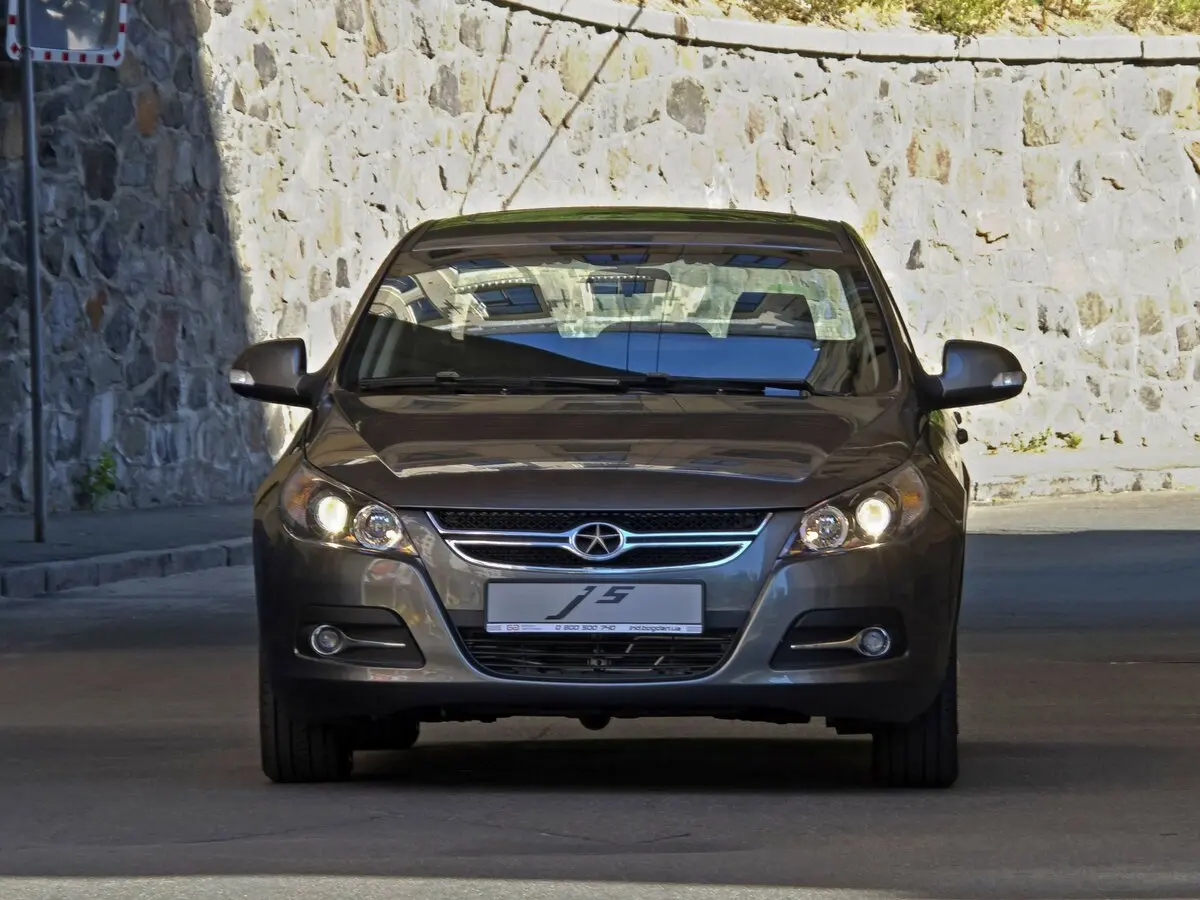 JAC J5 (Heyue) 2014 – 2017 Седан — сүрөт 3