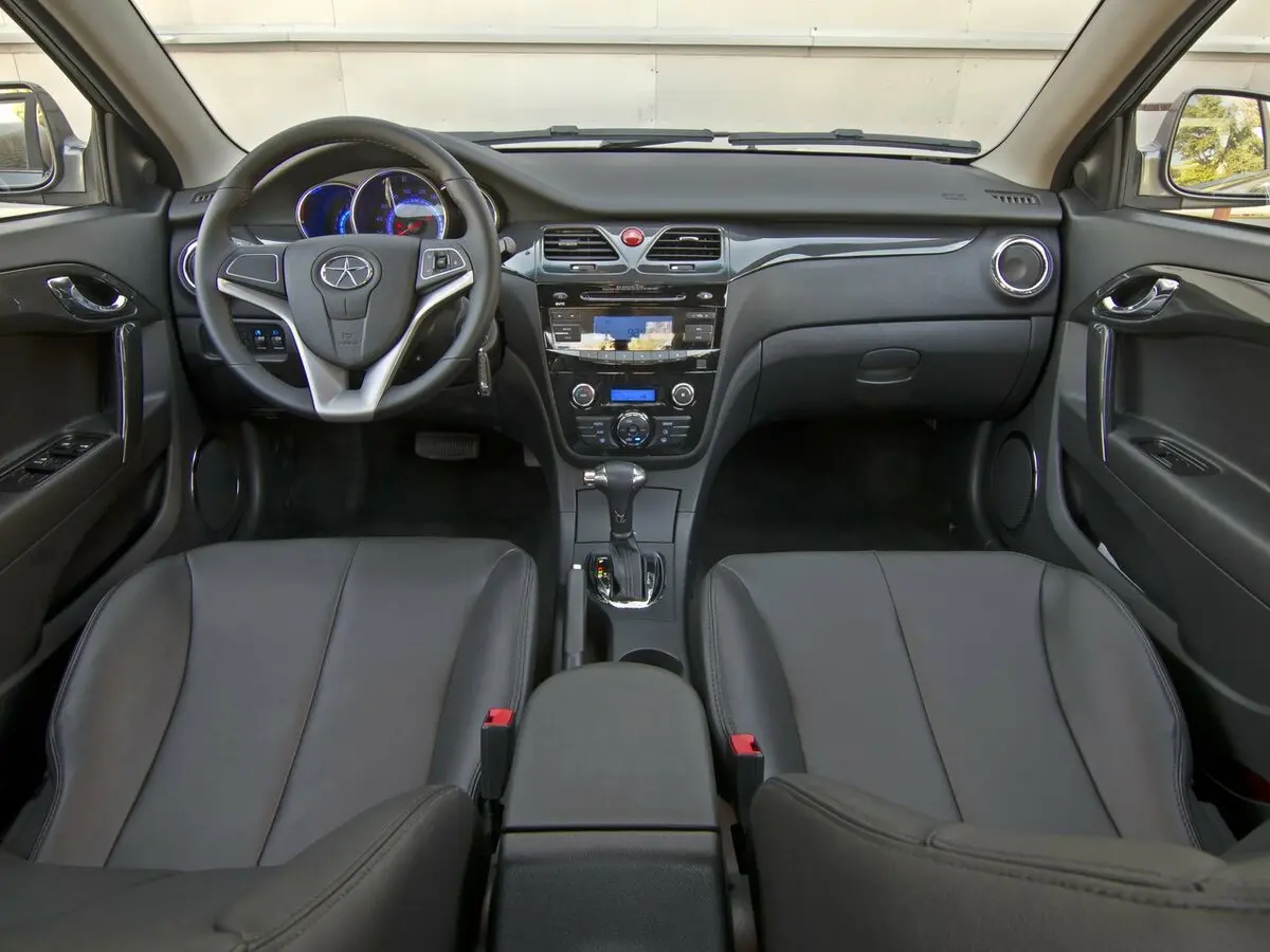 JAC J5 (Heyue) 2014 – 2017 Седан — сүрөт 5