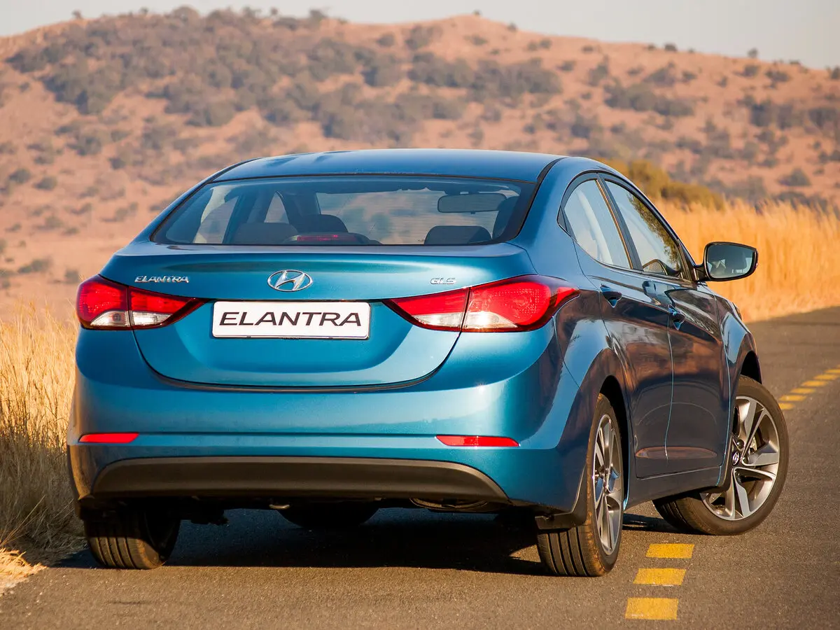 Hyundai Elantra V (MD) Рестайлинг Седан — сүрөт 4