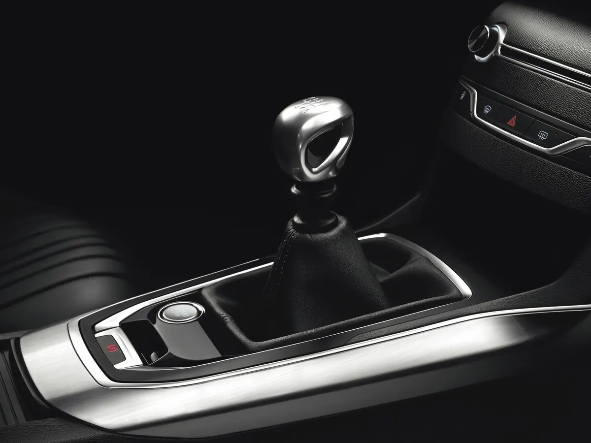 Peugeot 308 II Хэтчбек 5 дв. — сүрөт 11