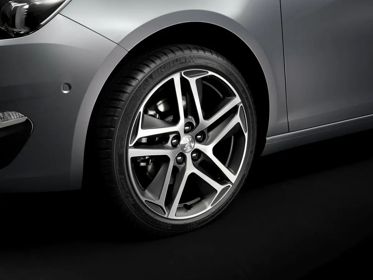 Peugeot 308 II Хэтчбек 5 дв. — сүрөт 18