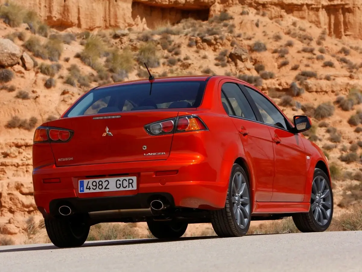 Mitsubishi Lancer Ralliart X Седан — photo 4