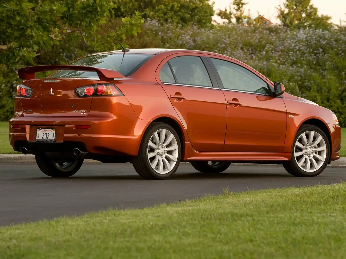 Mitsubishi Lancer Ralliart X Седан — photo 5