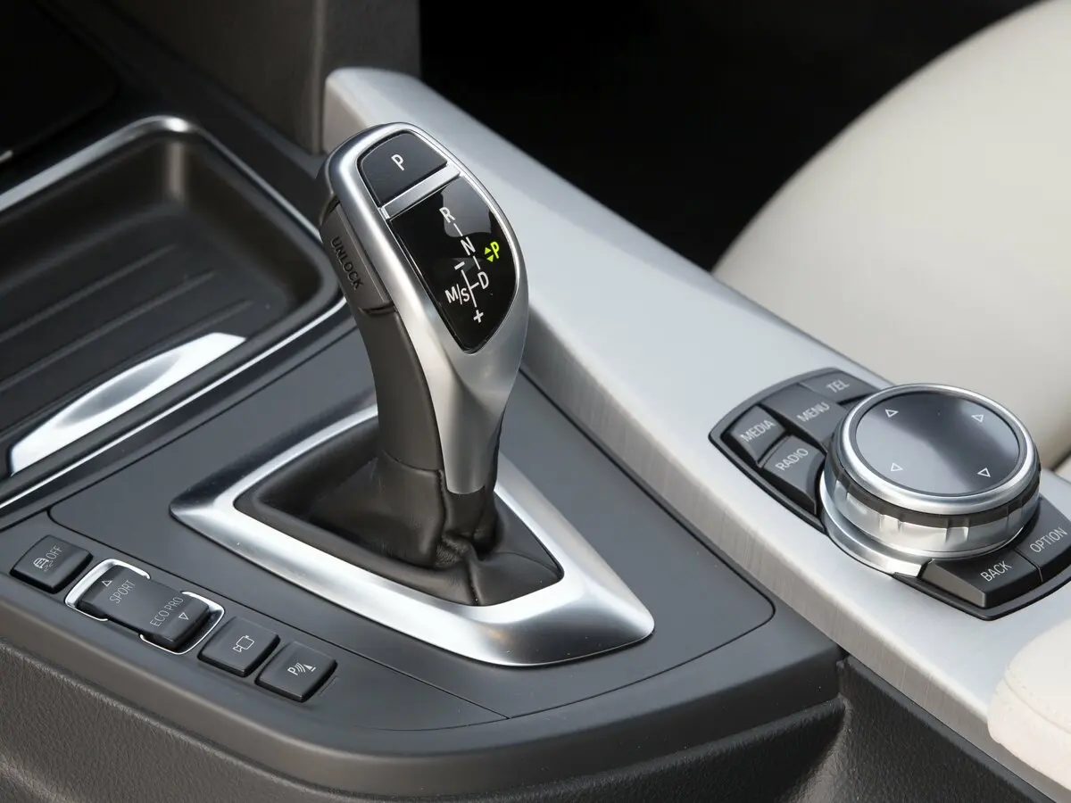 BMW 4 серии F32/F33/F36 Лифтбек Gran Coupe — сүрөт 14