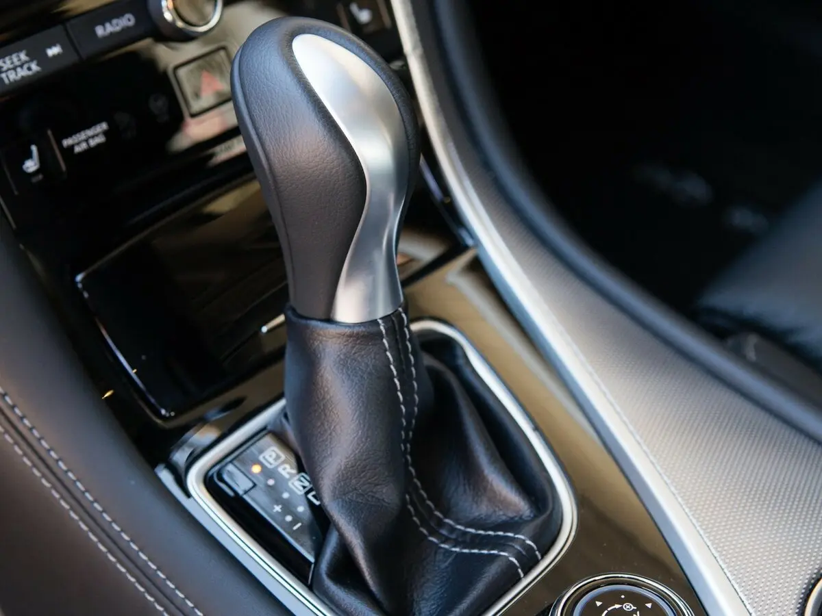 Infiniti Q50 I Седан — photo 13