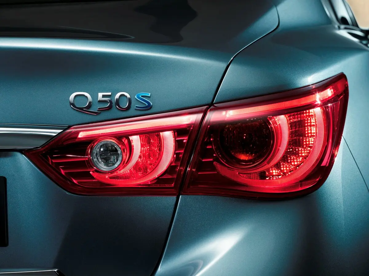 Infiniti Q50 I Седан — photo 17