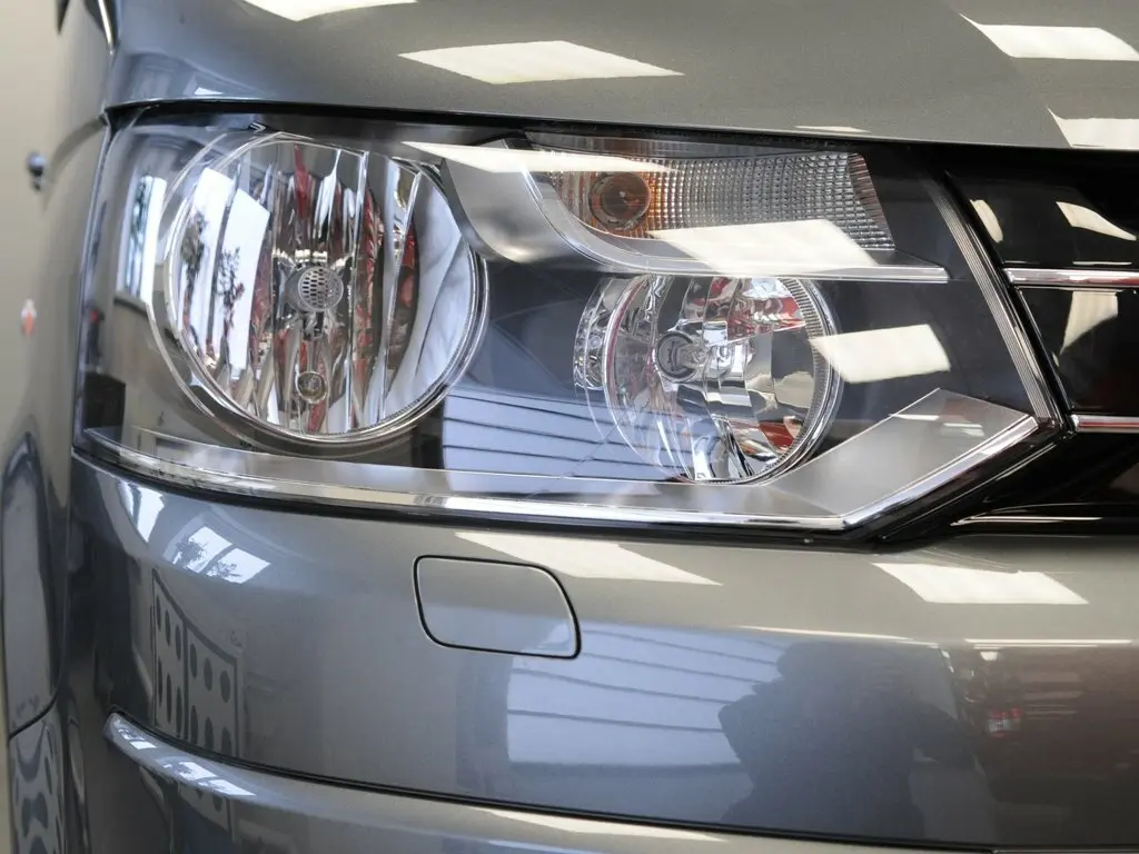 Volkswagen Caravelle T5 Рестайлинг Минивэн SWB — сүрөт 12