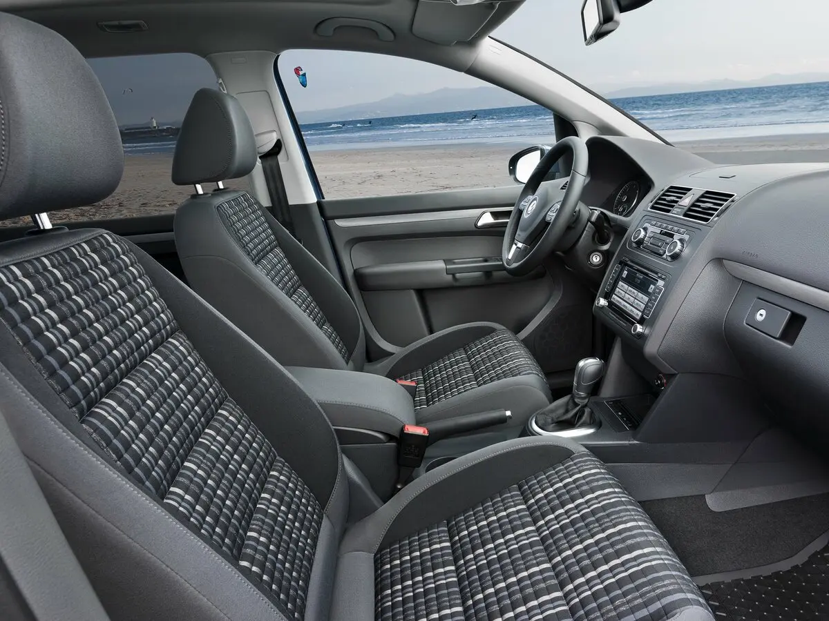 Volkswagen Touran I Рестайлинг 2 Компактвэн Cross — сүрөт 7