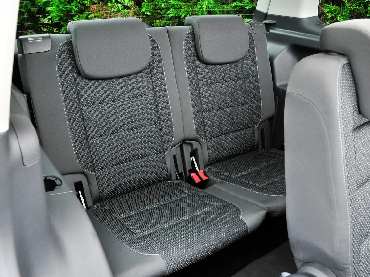 Volkswagen Touran I Рестайлинг 2 Компактвэн Cross — сүрөт 10