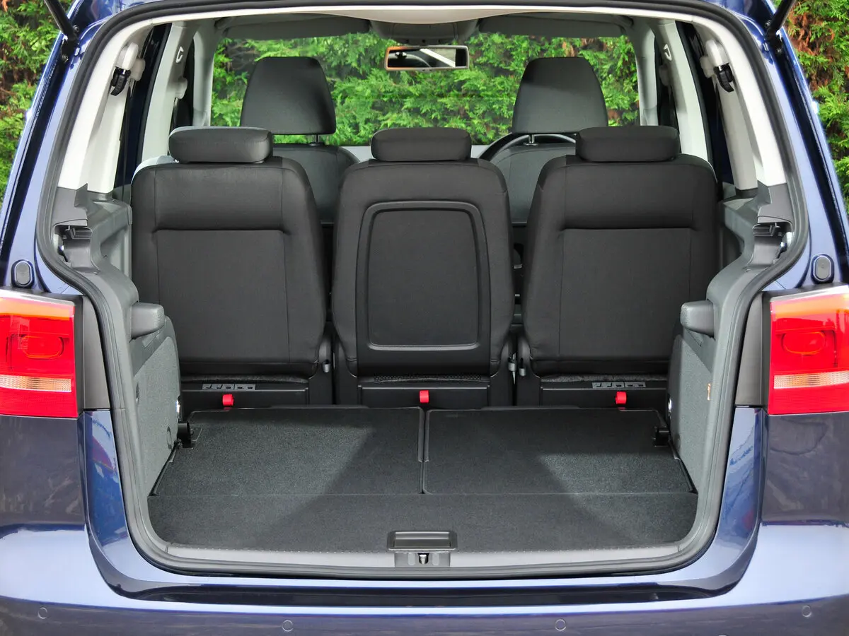 Volkswagen Touran I Рестайлинг 2 Компактвэн Cross — сүрөт 11
