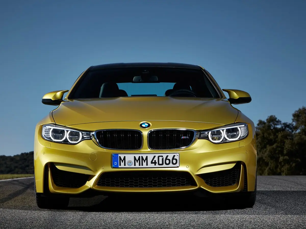 BMW M4 F82/F83 Купе — photo 3