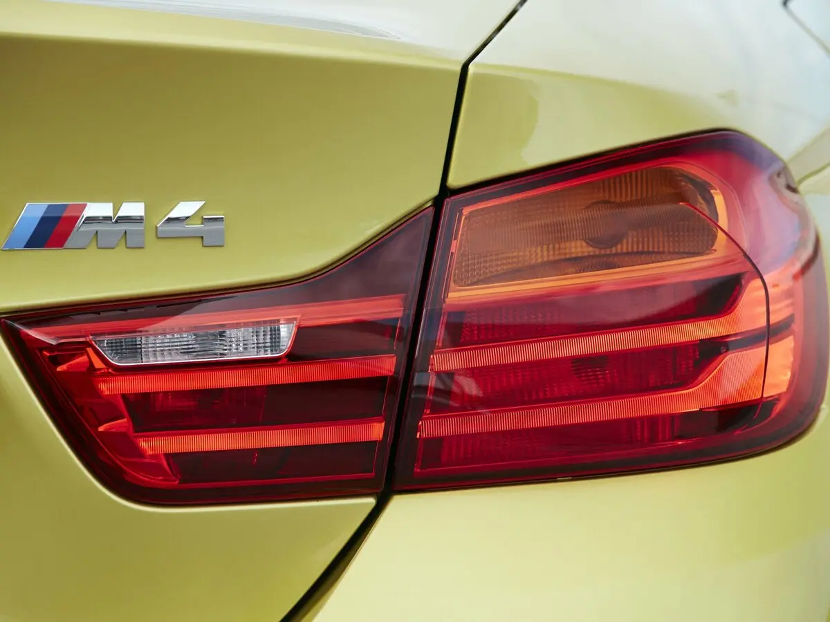 BMW M4 F82/F83 Купе — photo 11