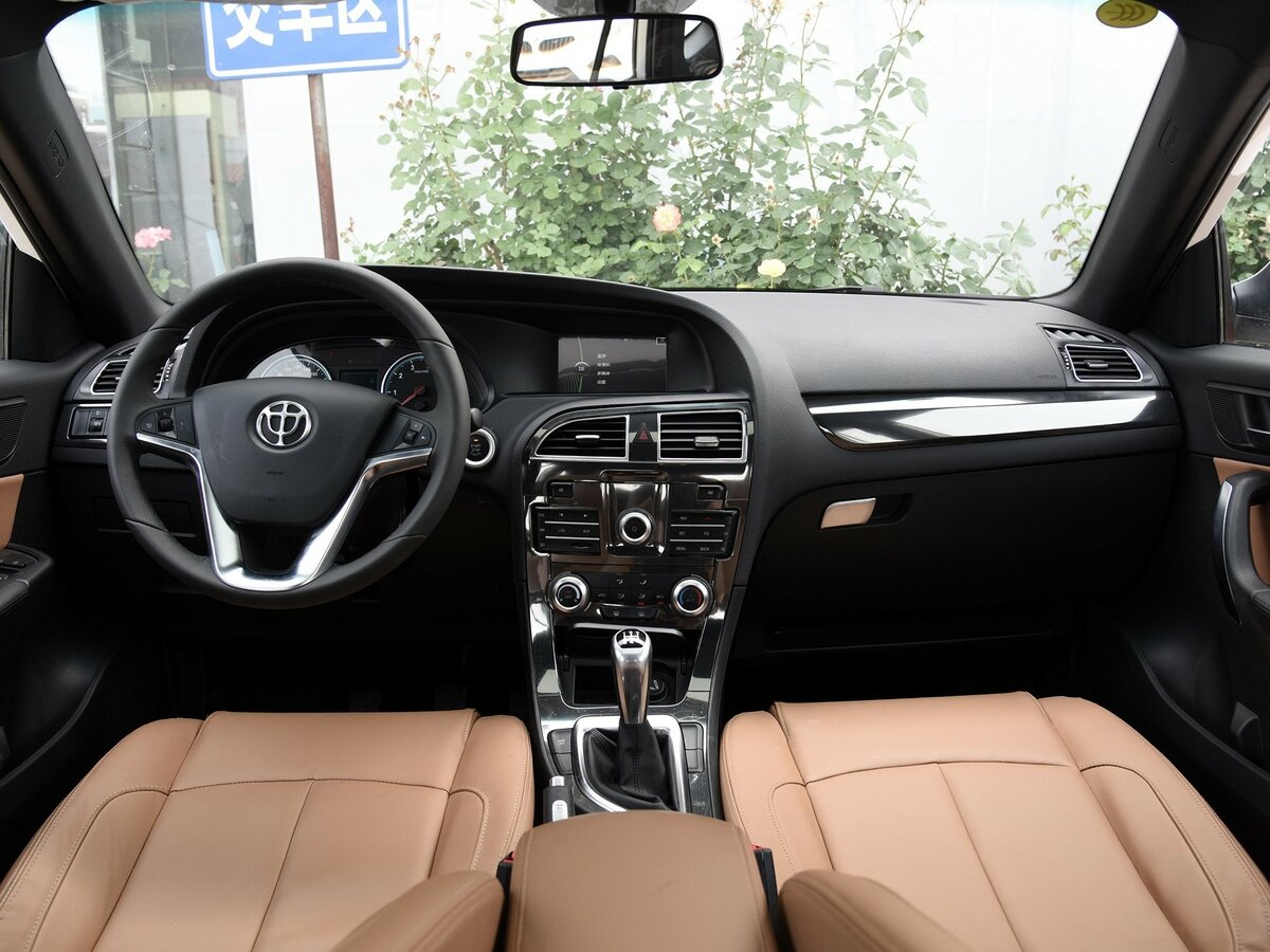 Brilliance V5 I Внедорожник 5 дв. — фото 6