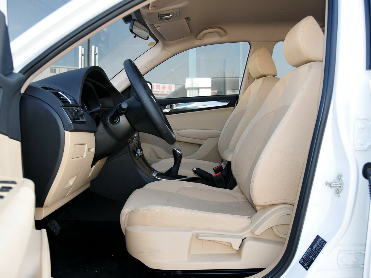 Brilliance V5 I Внедорожник 5 дв. — фото 7