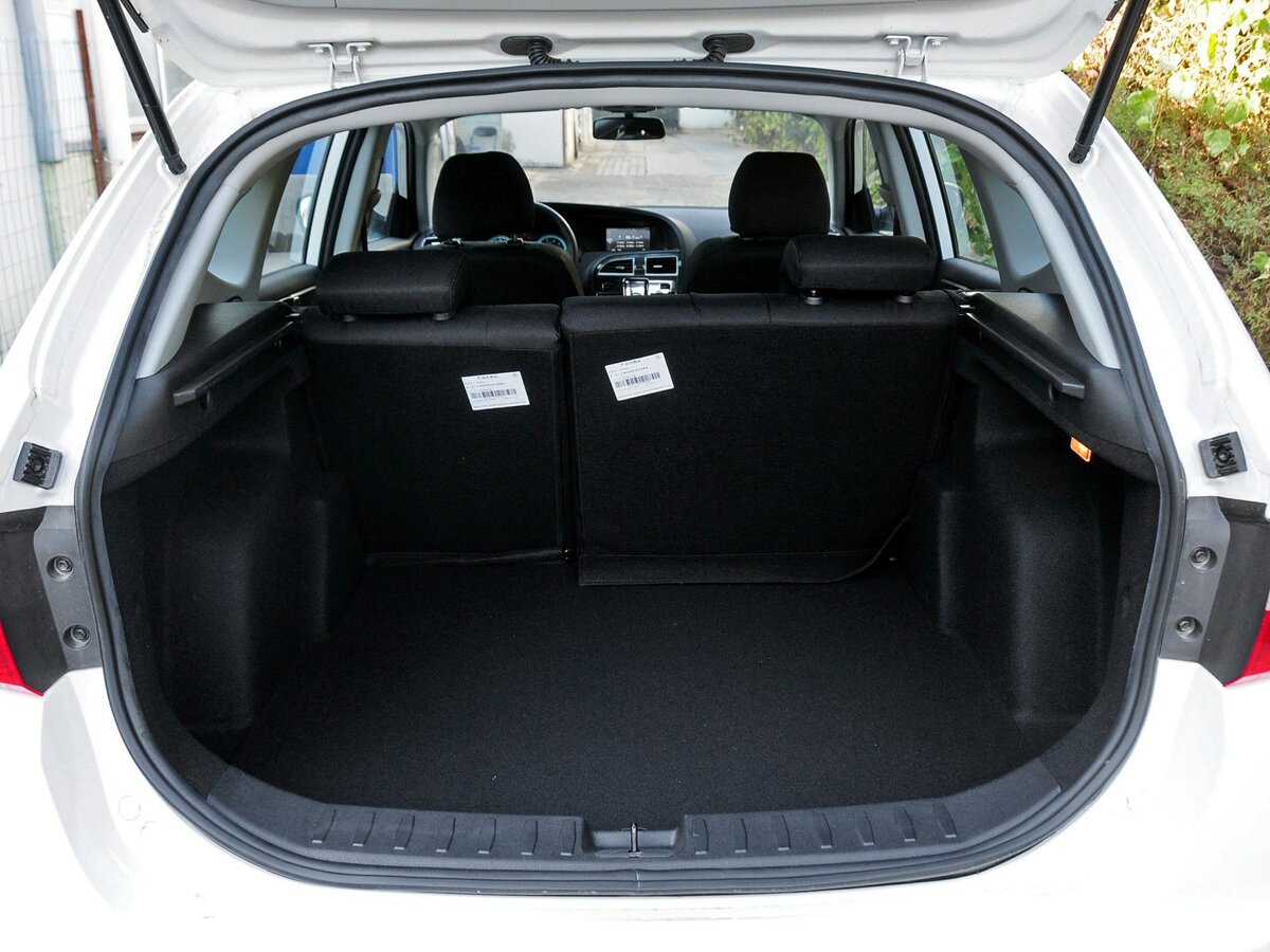 Brilliance V5 I Внедорожник 5 дв. — фото 10