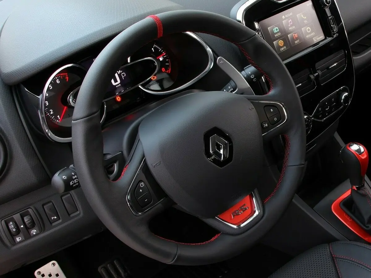 Renault Clio RS IV Хэтчбек 5 дв. — сүрөт 10