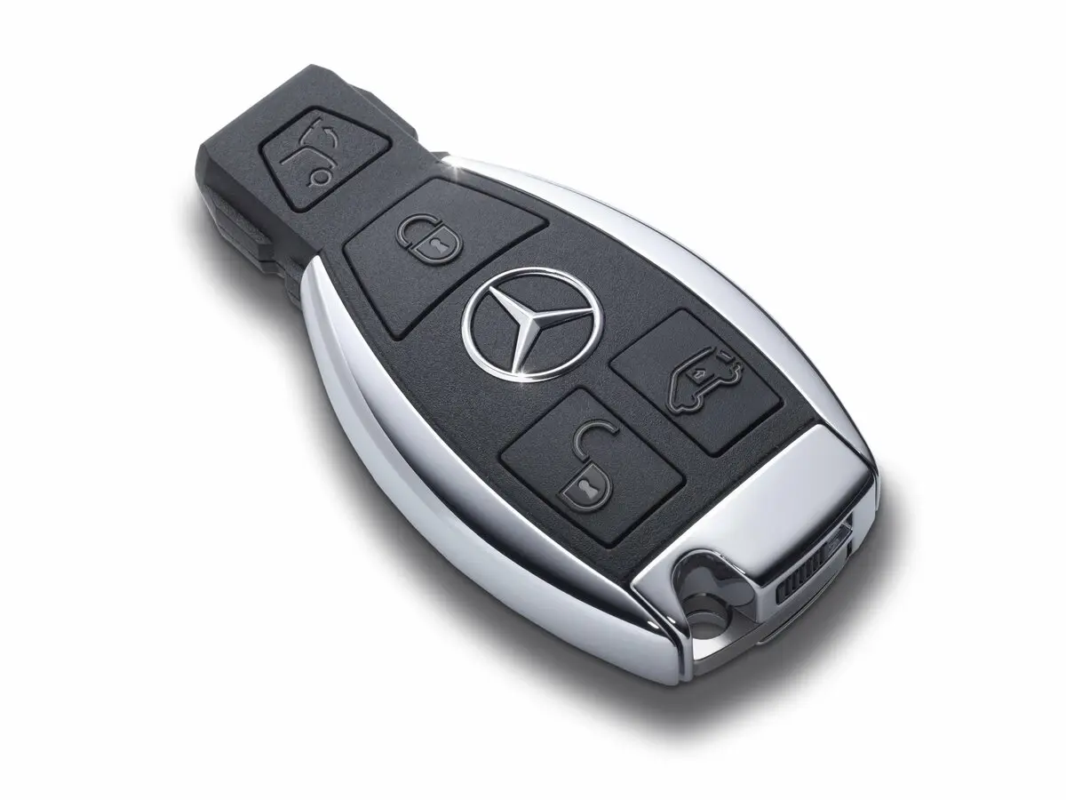 Mercedes-Benz V-Класс III (W447) Рестайлинг Минивэн Long — сүрөт 16