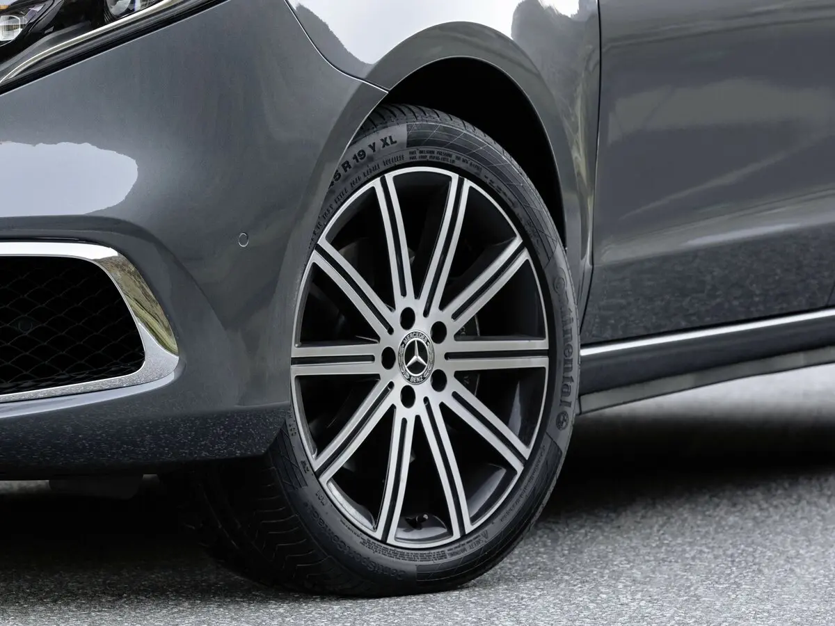 Mercedes-Benz V-Класс III (W447) Рестайлинг Минивэн Long — сүрөт 17