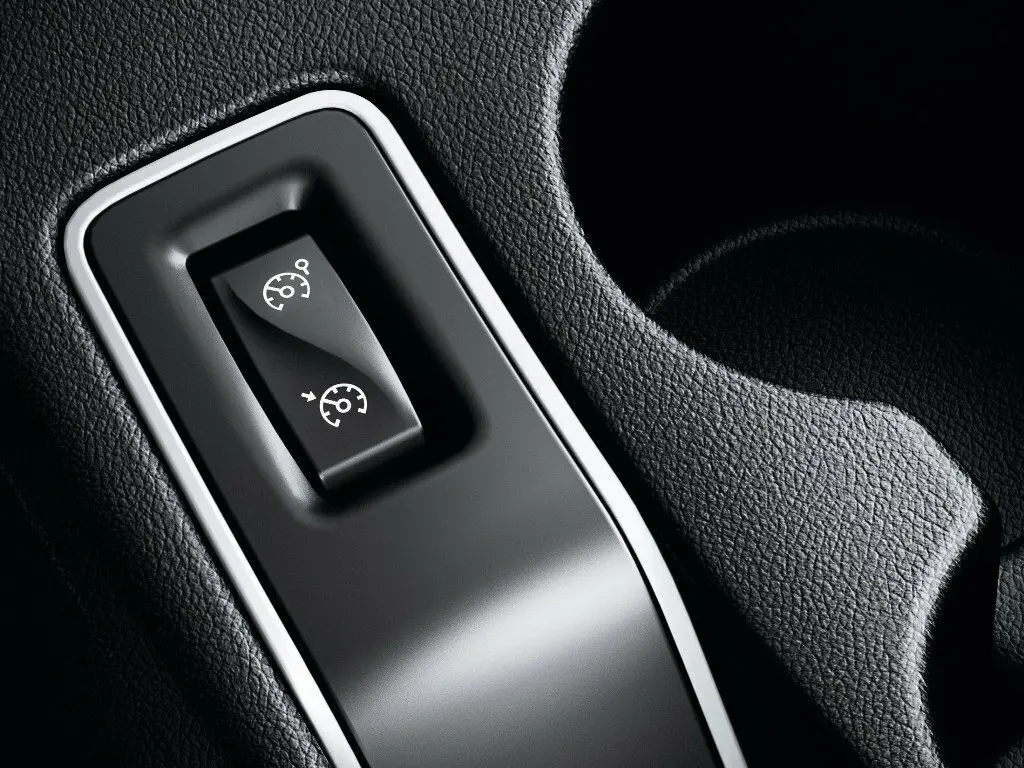 Renault Megane III Рестайлинг 2 Хэтчбек 5 дв. — сүрөт 10