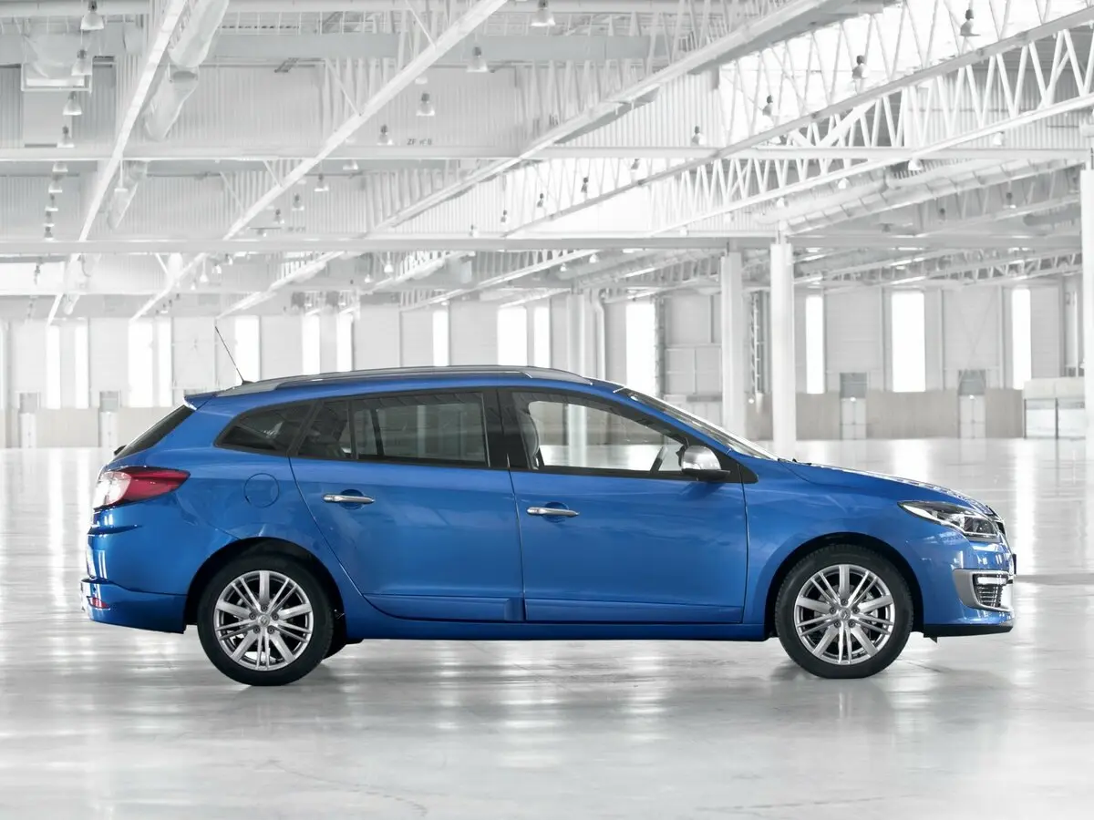 Renault Megane III Рестайлинг 2 Универсал 5 дв. — photo 2