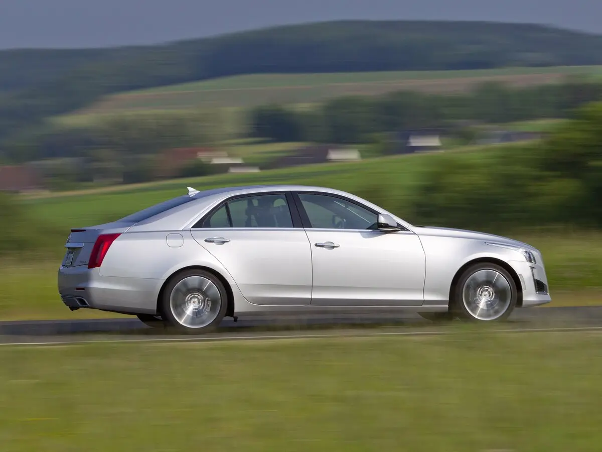 Cadillac CTS III Седан — photo 2